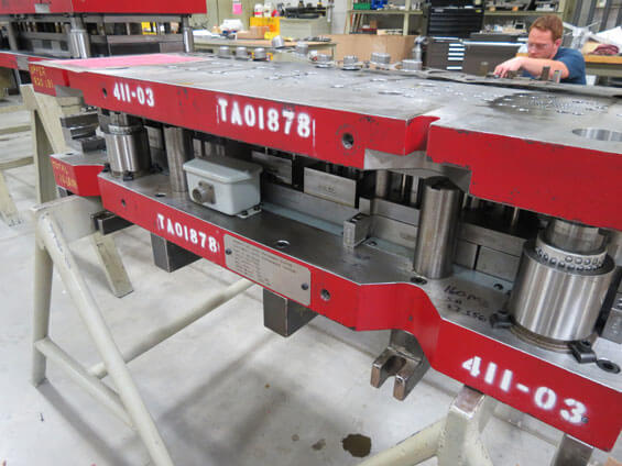 Scheduled evaluations on tooling dies prevent issues