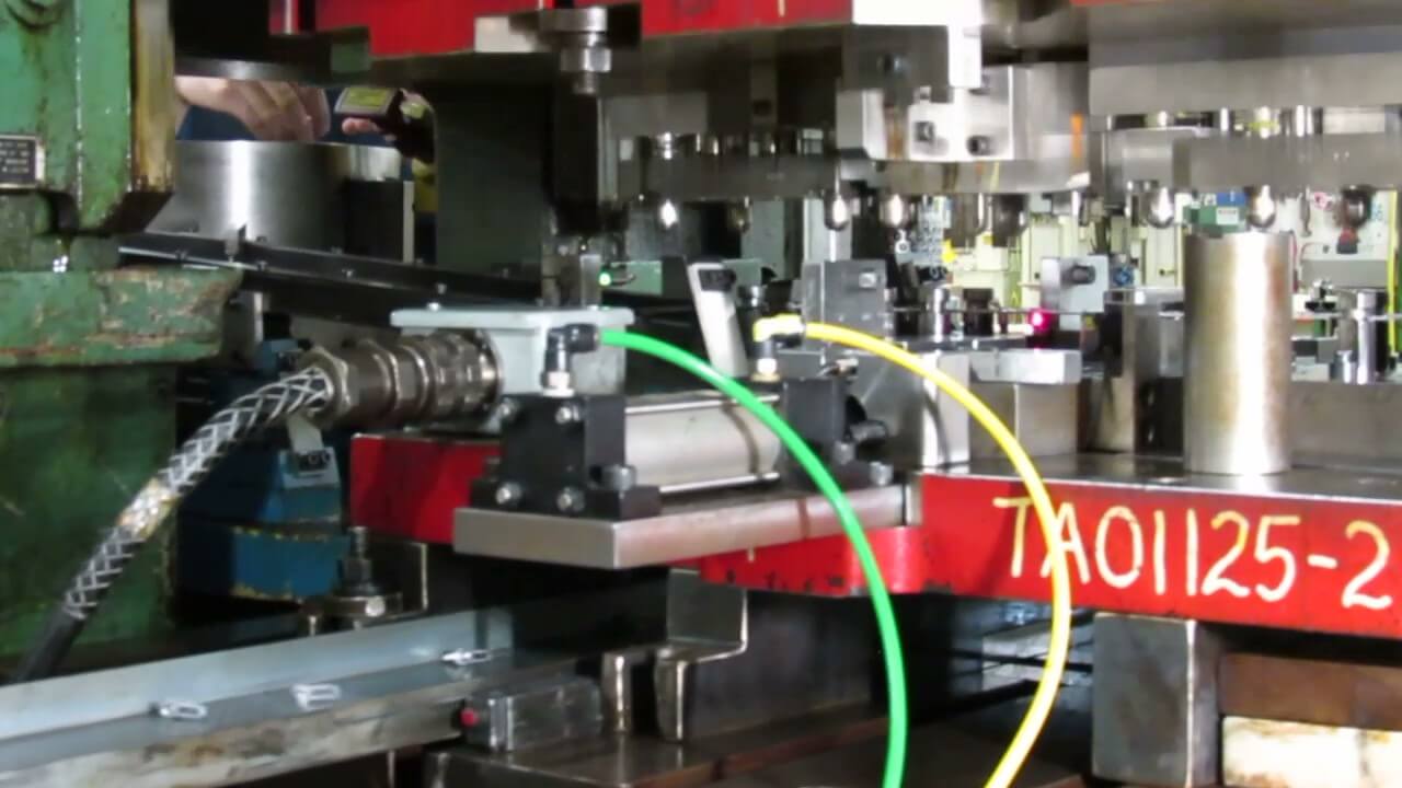 Decomp_Stamp& Assembly_Moment